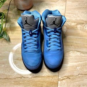 Jordan 5 UNC Size 10.5